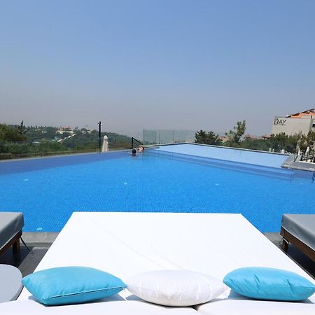 The Ray Hotel And Studios Beirut Bagian luar foto