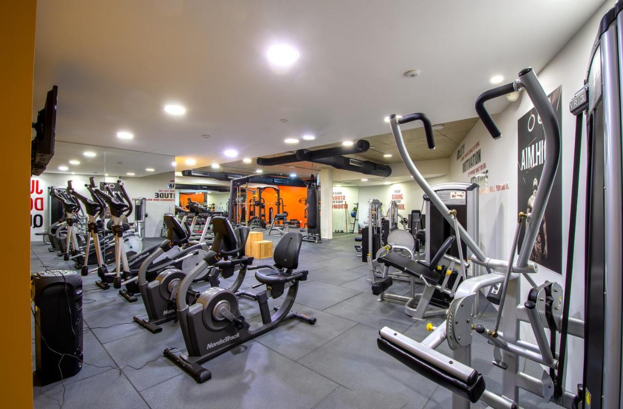 The Ray Hotel And Studios Beirut Bagian luar foto