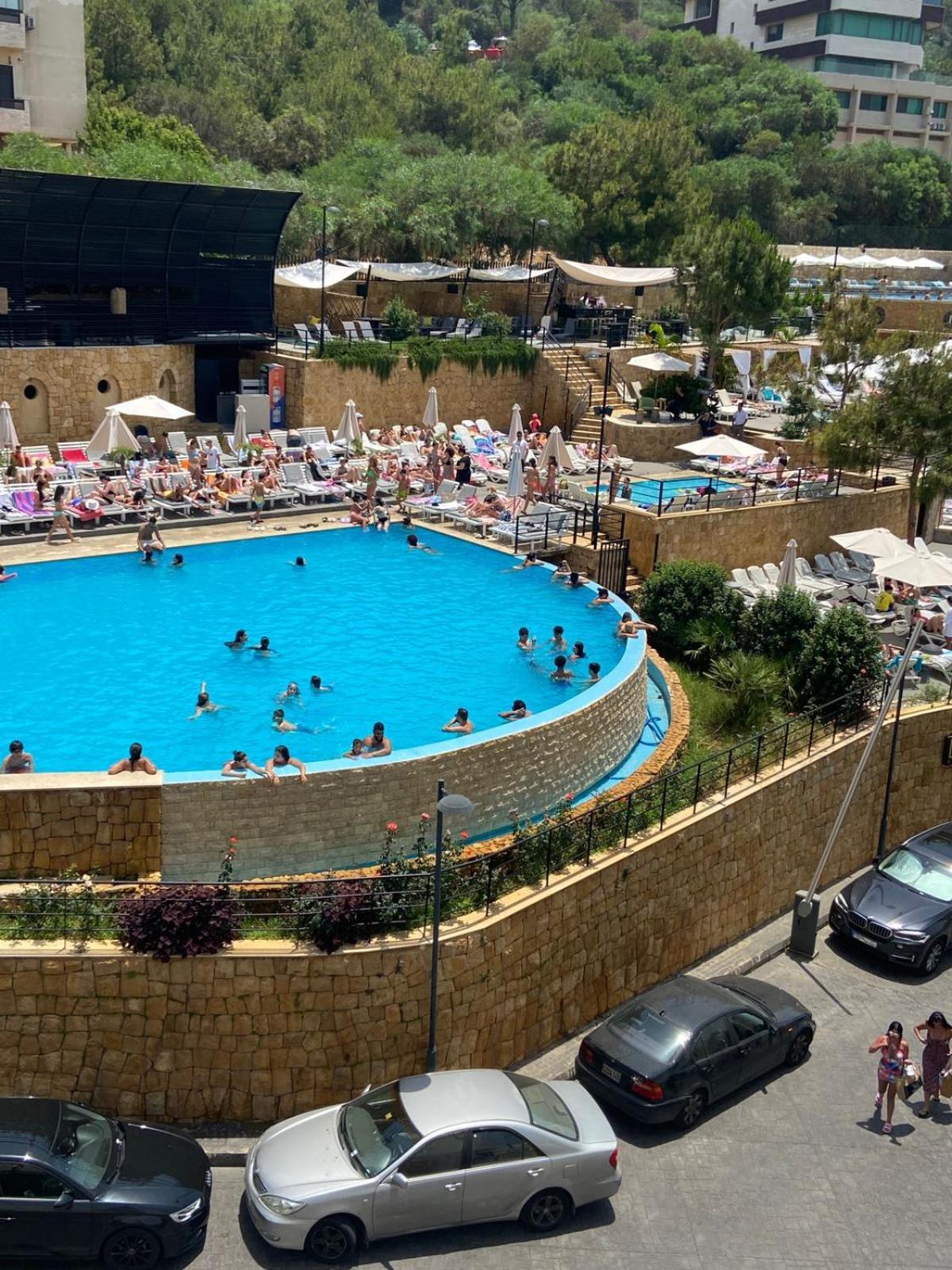 The Ray Hotel And Studios Beirut Bagian luar foto